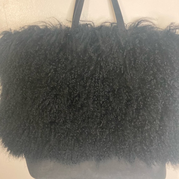 Huge weekender tote bag Mongolian fur leather bottom - Picture 3 of 11